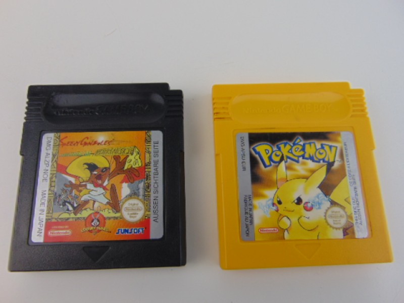 2 Nintendo Game Boy Games: Pokémon, Speedy Gonzales